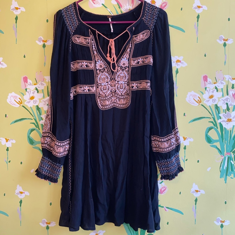 Free People mini dress!! Size XS